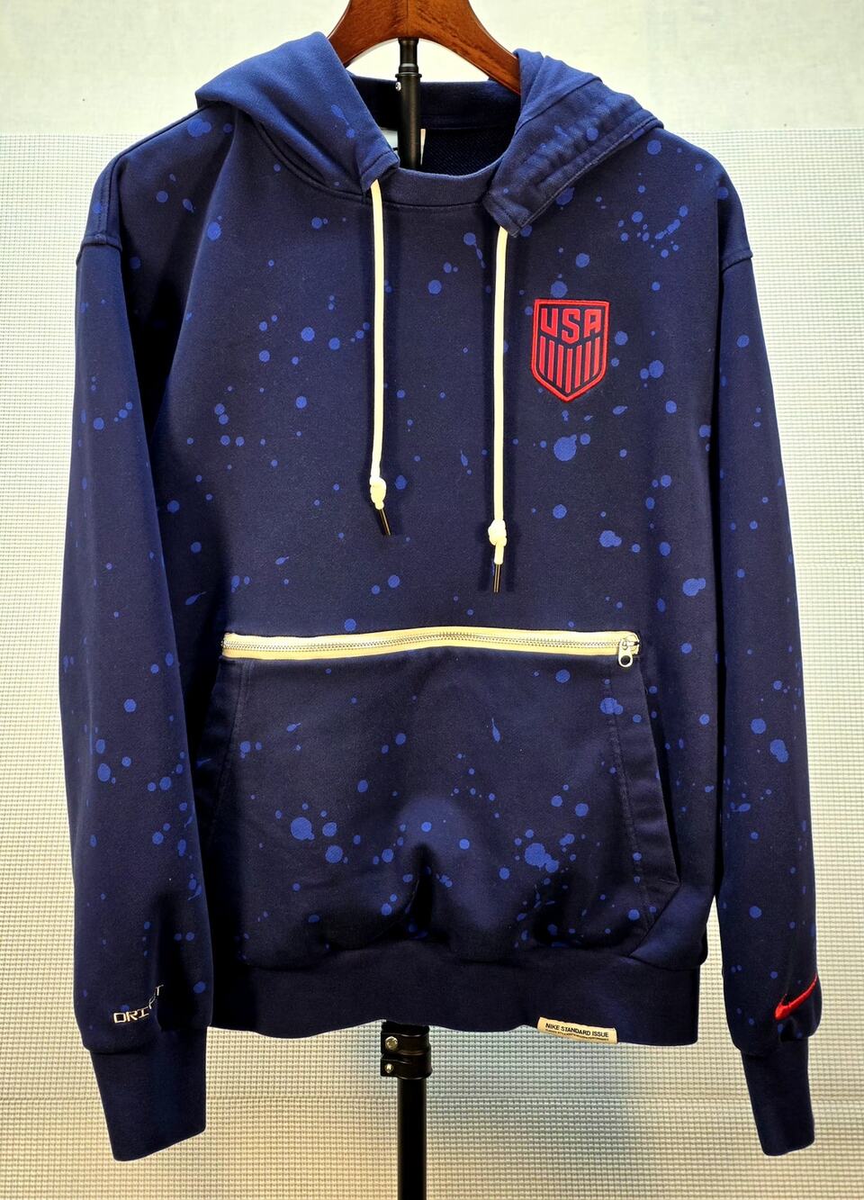 Nike USMNT Standard Issue Men's Soccer Hoodie Blue Splatter USA Size Large